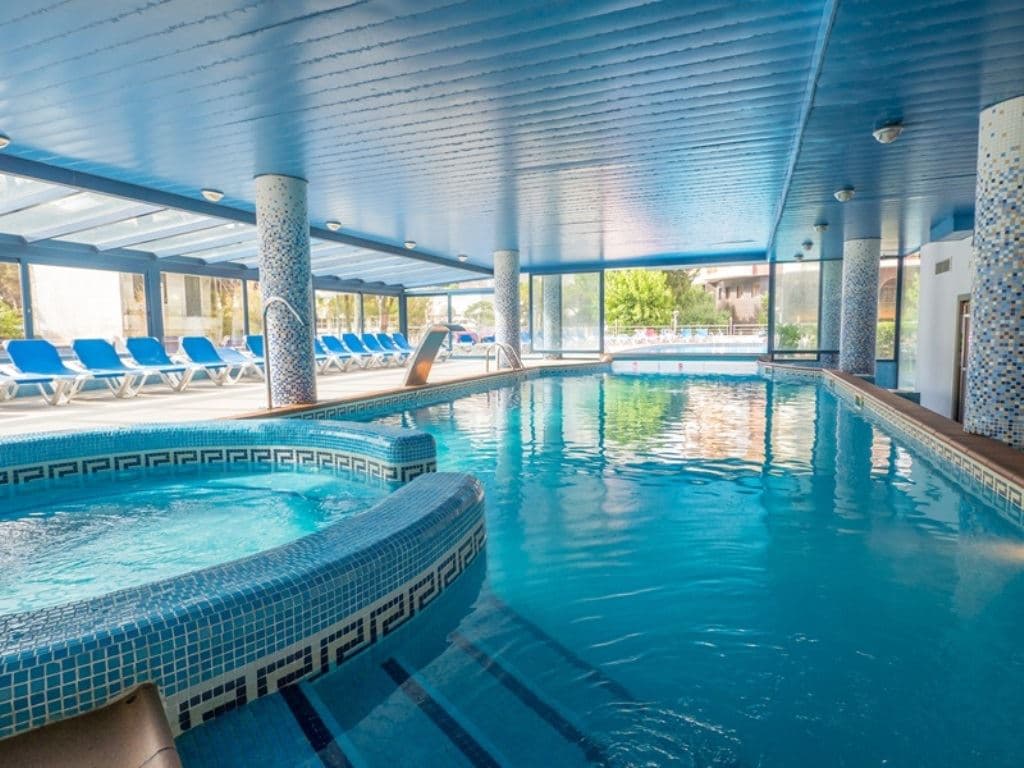 pools-indoor-pool