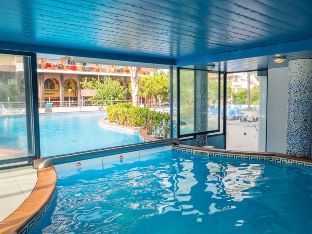 pools-indoor-pool