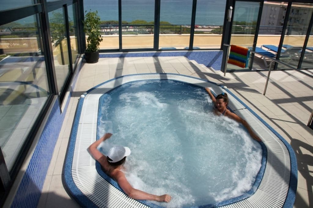 pools-indoor-pool