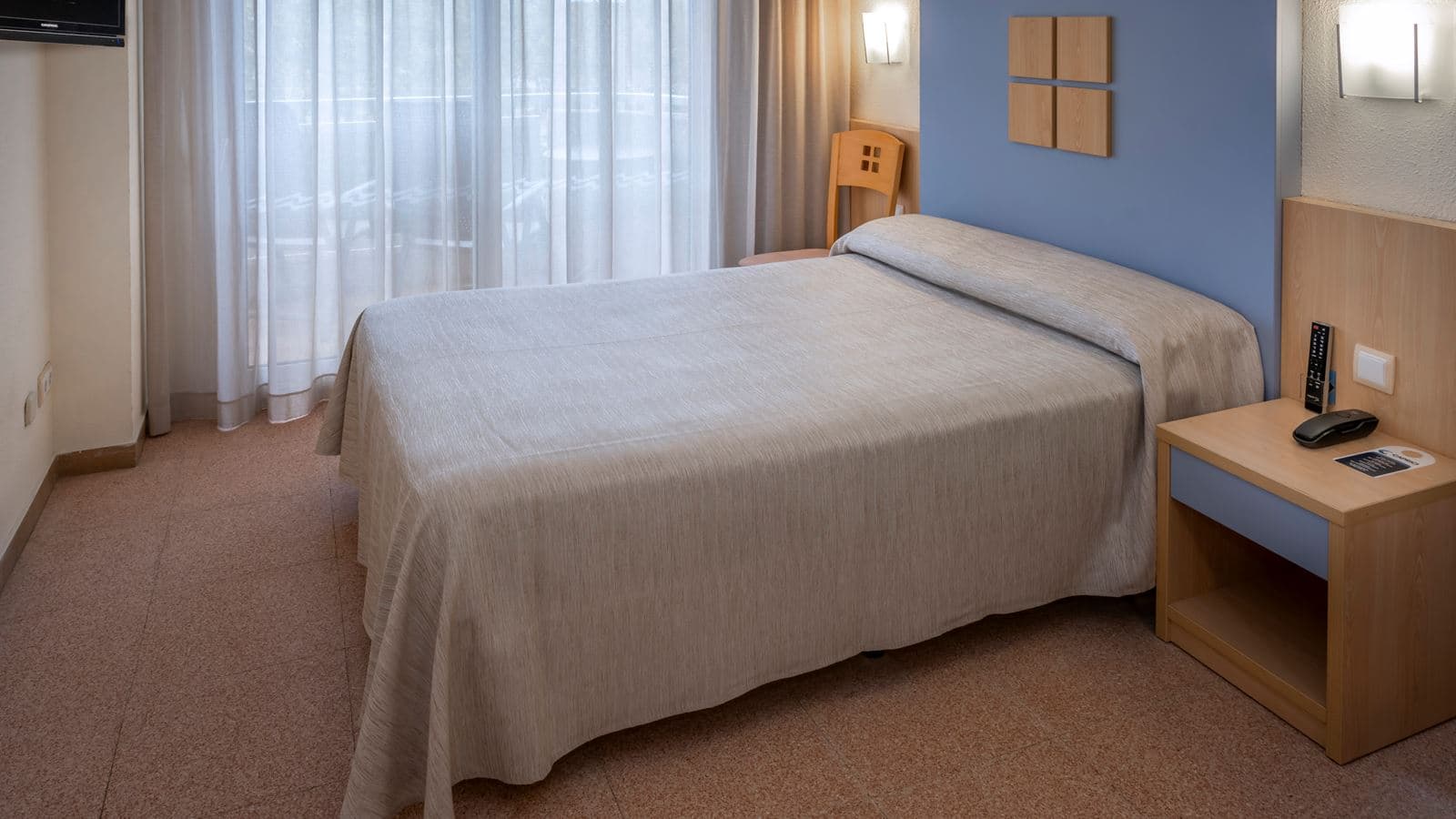 rooms-double-standard-room