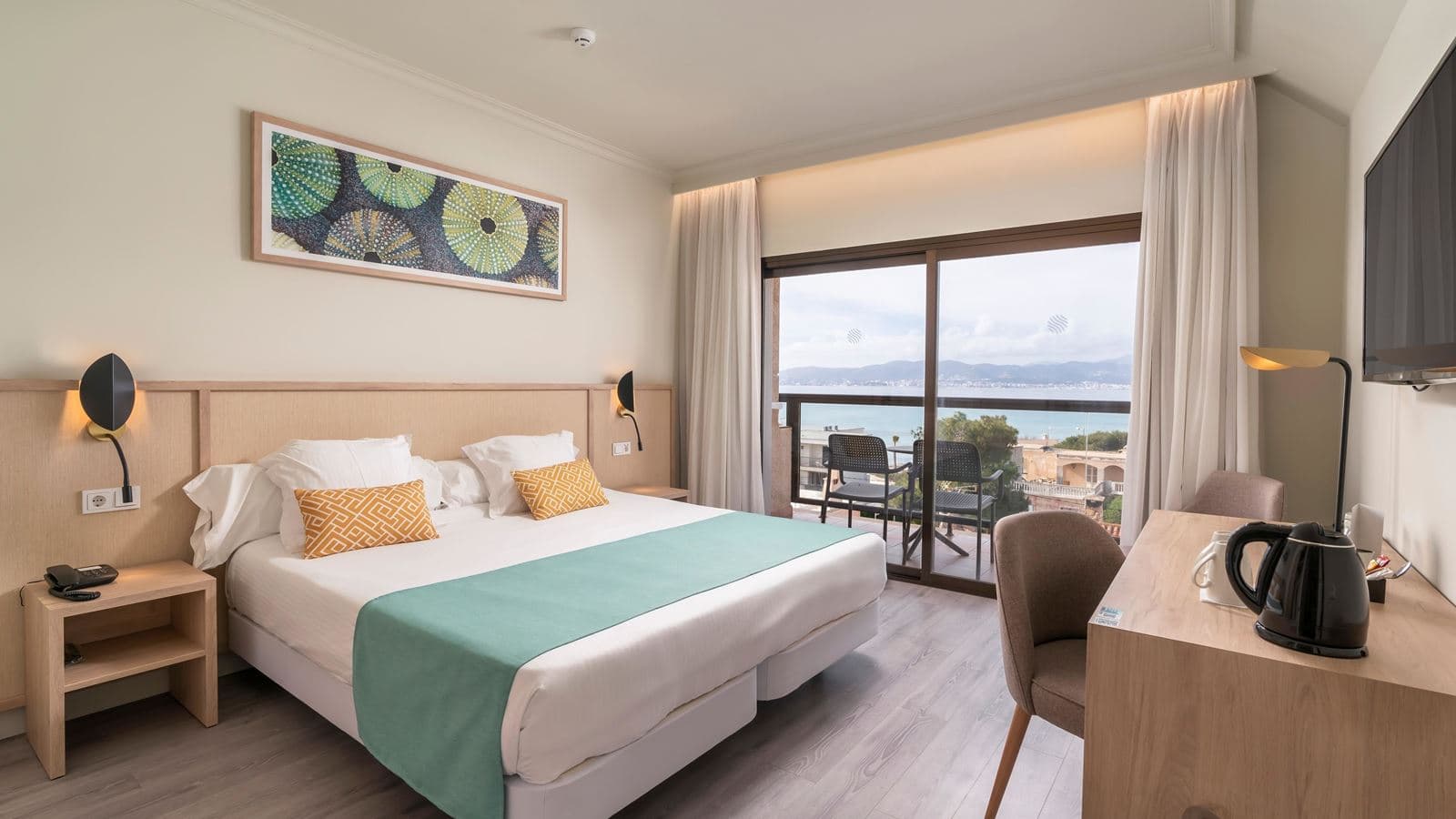 rooms-double-room-seaview-with-balcony
