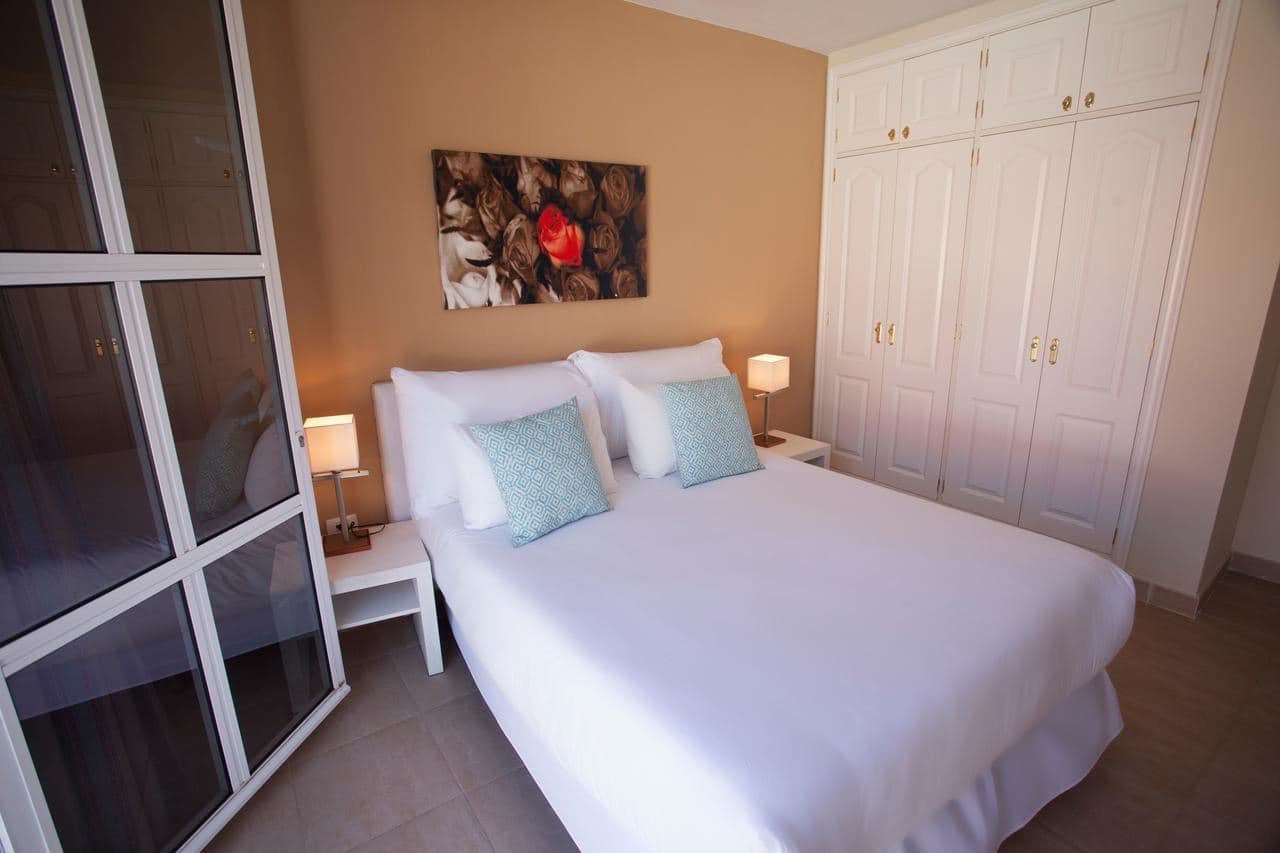 rooms-2-bedroom-apartment-standard