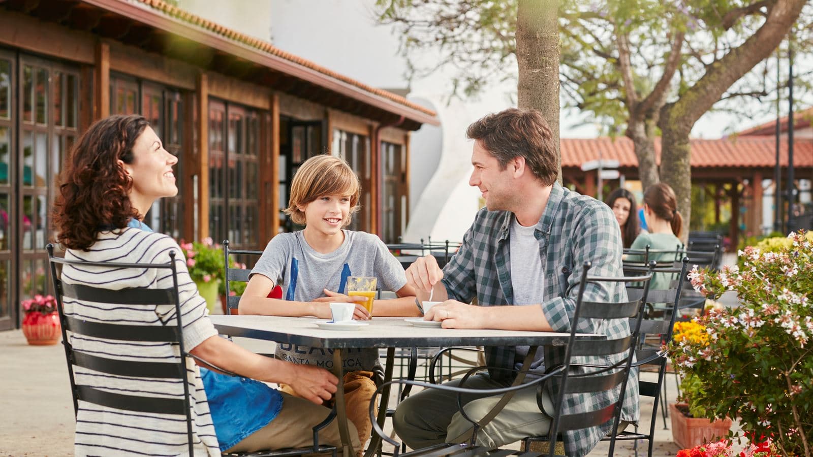 restaurants-restaurants