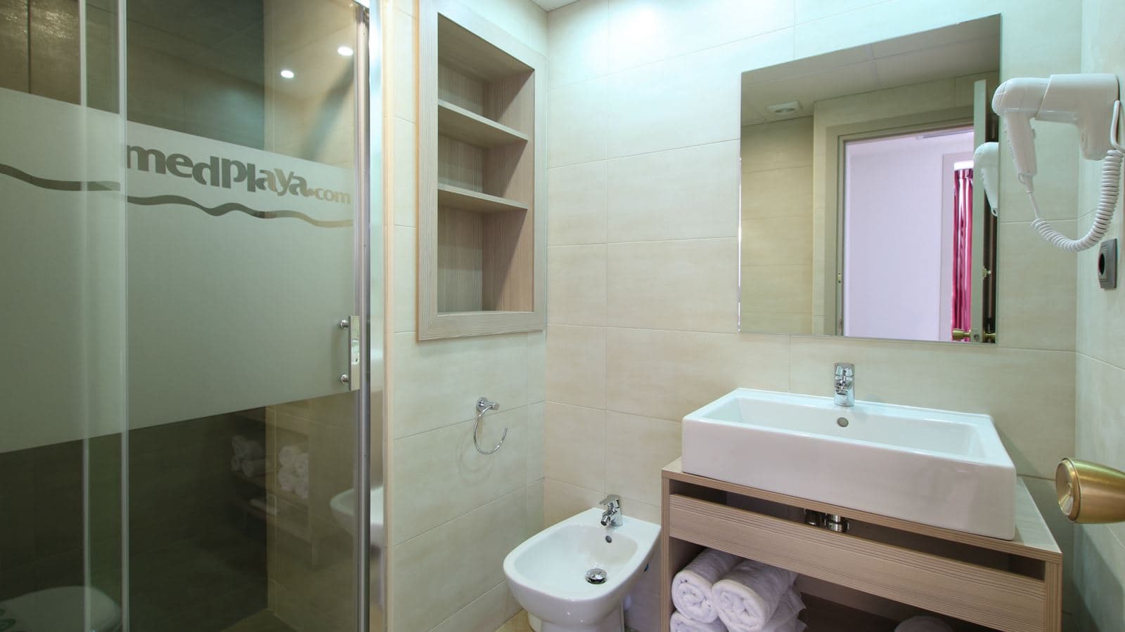 rooms-apartment-2-or-4-pax