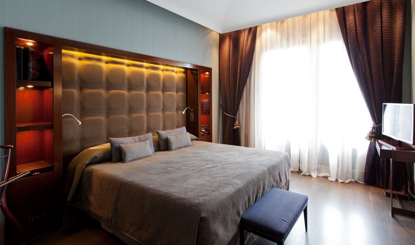 rooms-junior-suite-deluxe