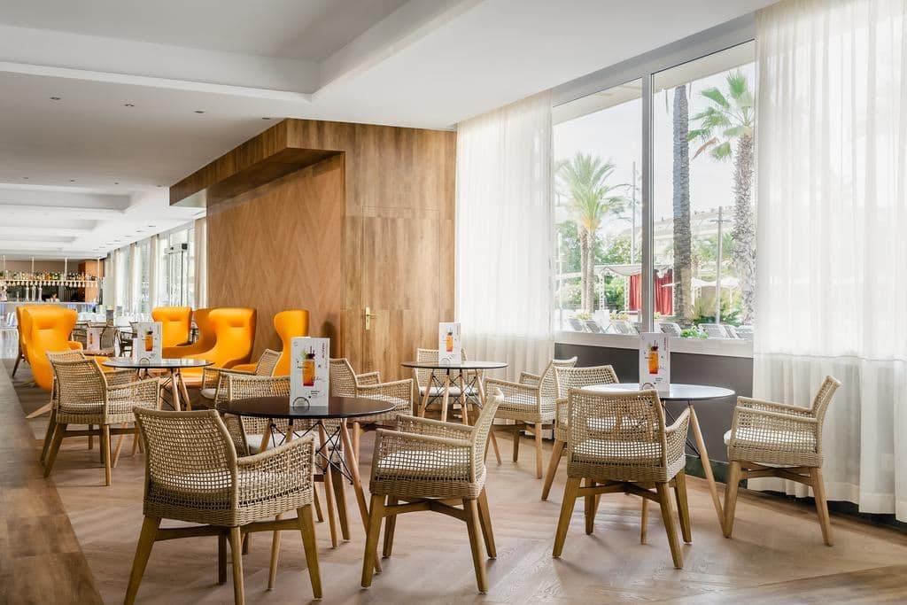 restaurants-restaurants