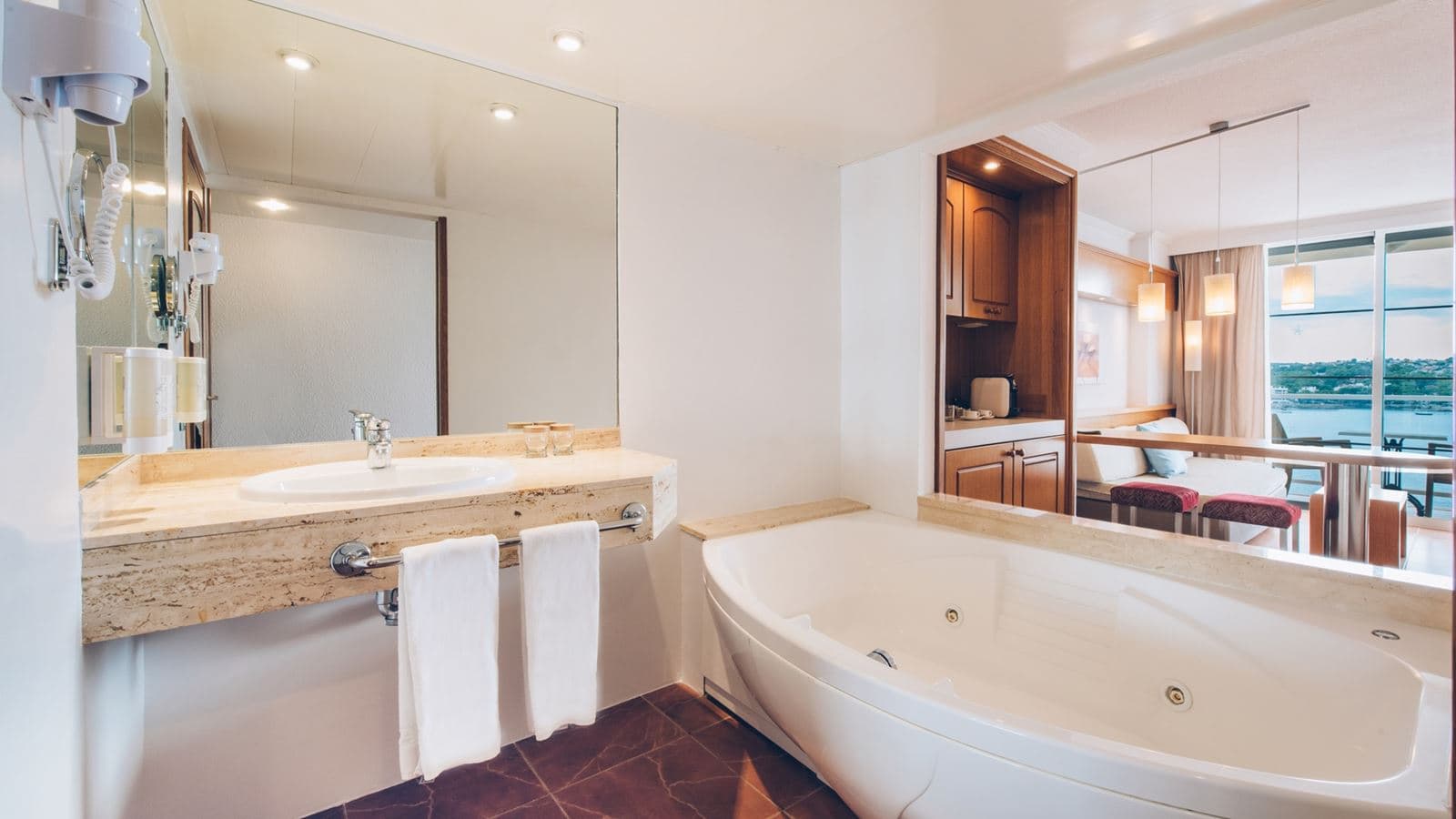 rooms-suite-sv