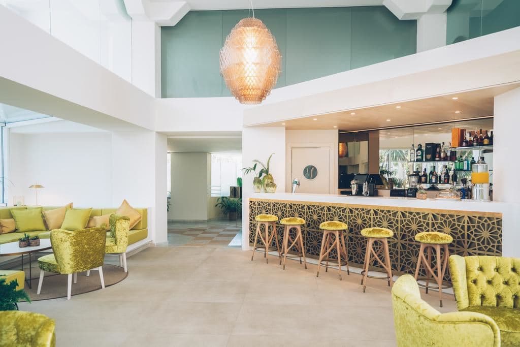 bars-lobby-bar