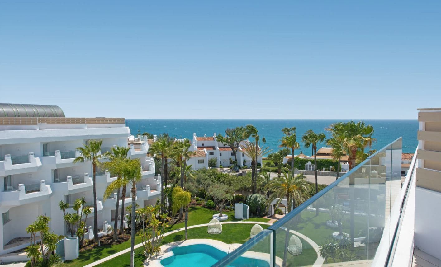 rooms-double-penthouse-jacuzzi-ssv