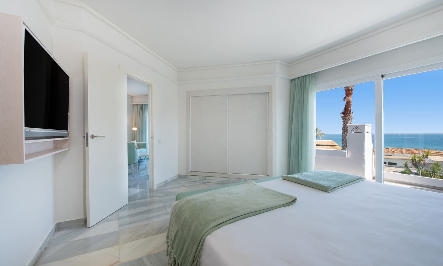 rooms-suite-sea-view