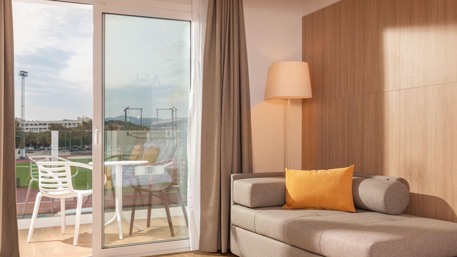 rooms-superior-room