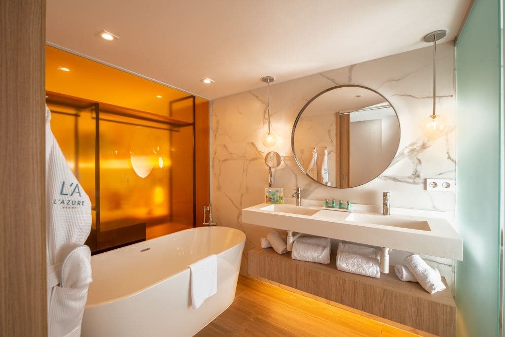 rooms-family-room
