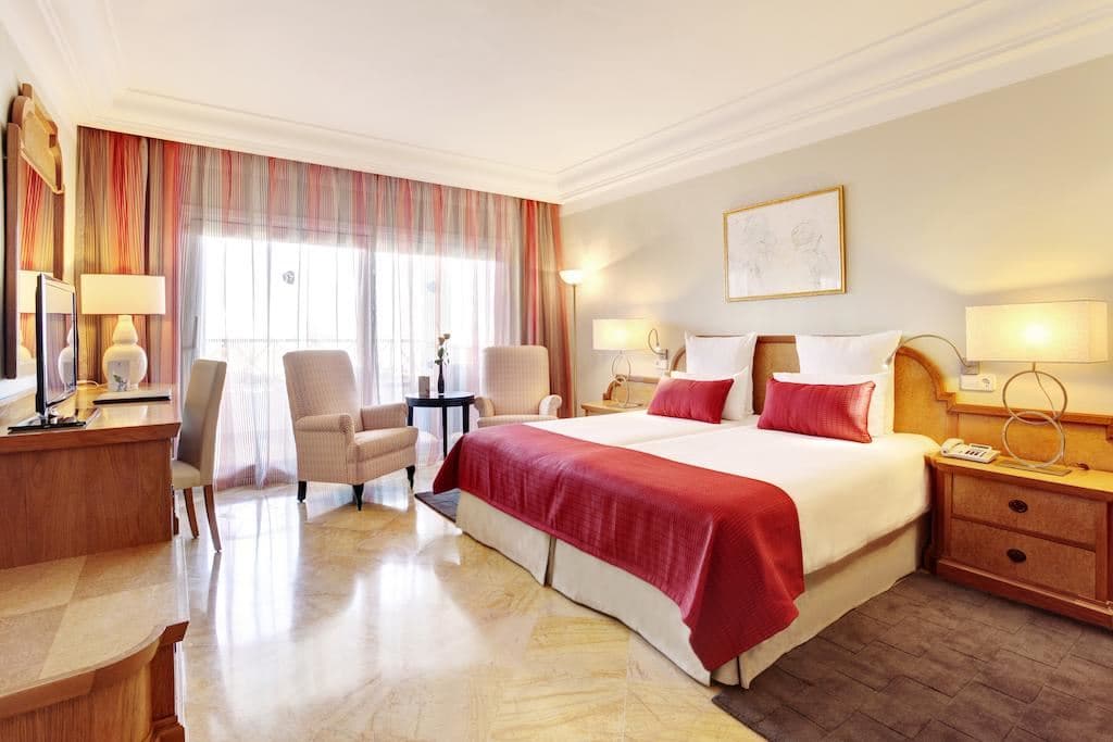 rooms-room-standard-balcony
