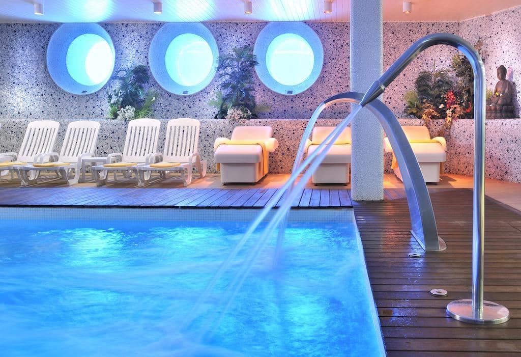 pools-indoor-pool
