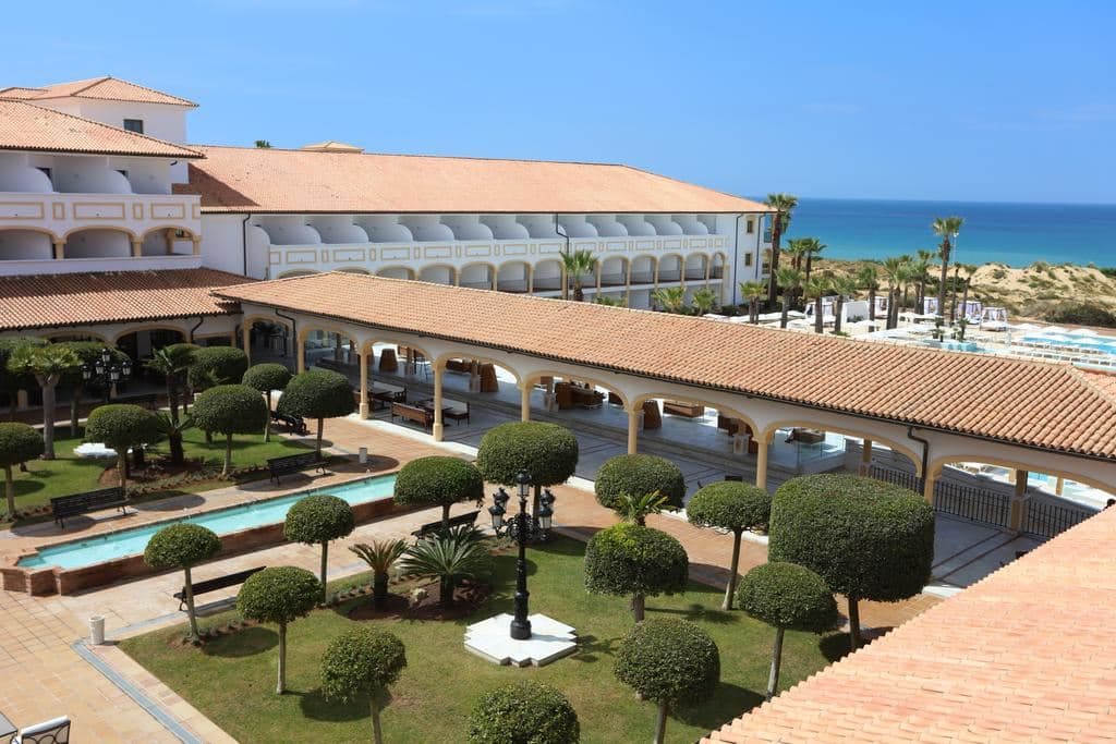 general-main-building