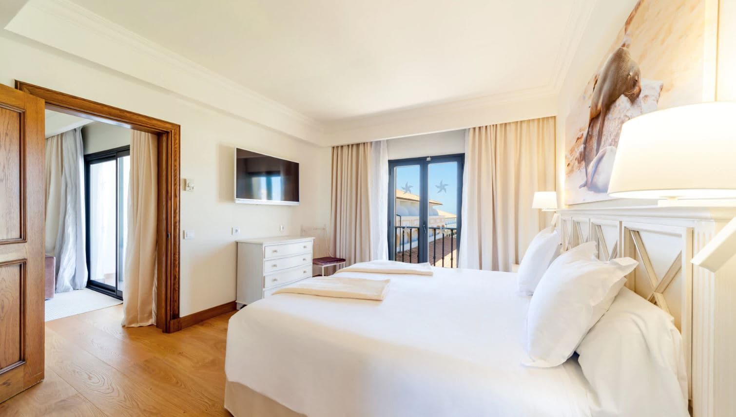 rooms-junior-suite