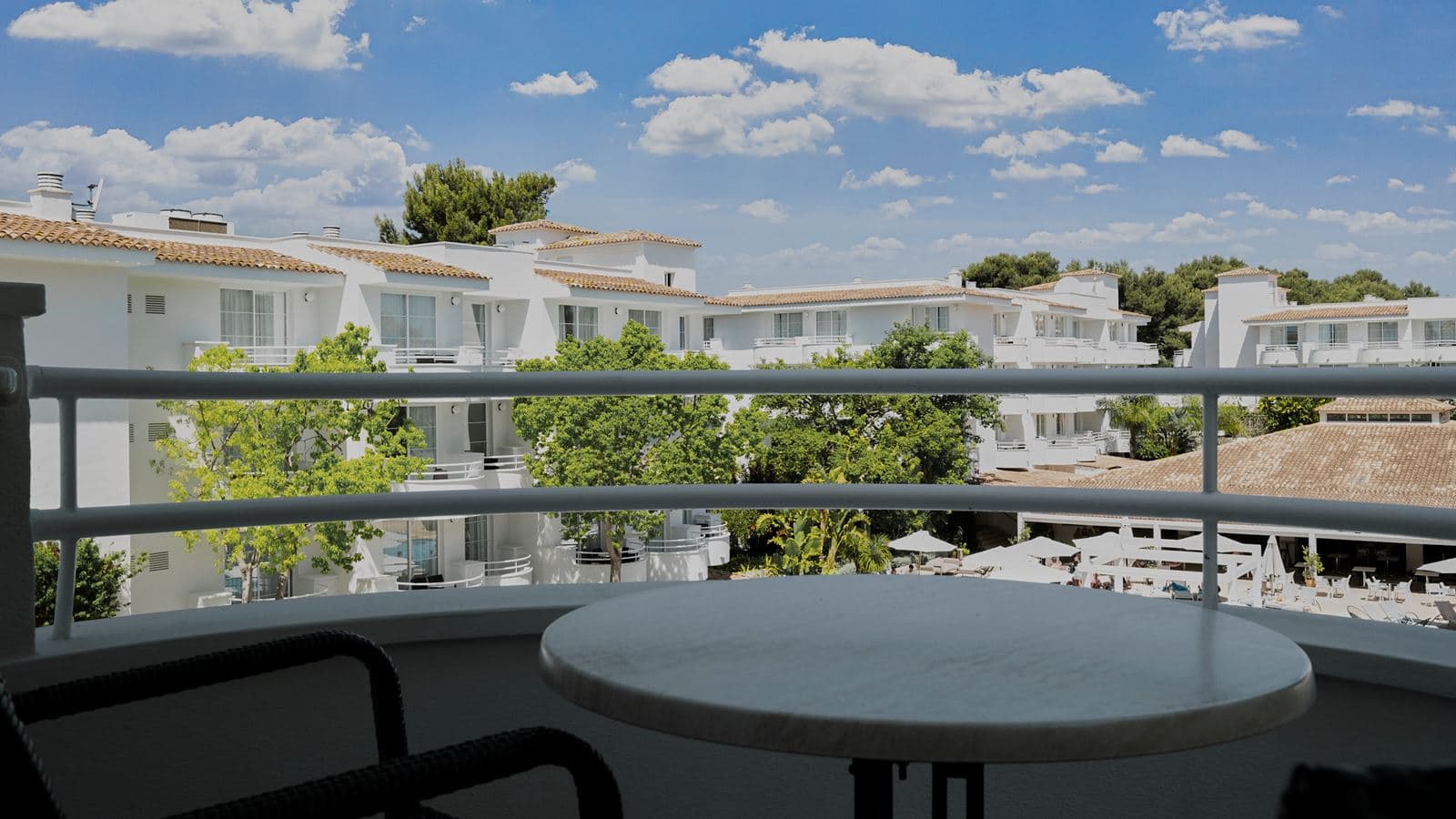 rooms-double-standard-with-balcony-d2b