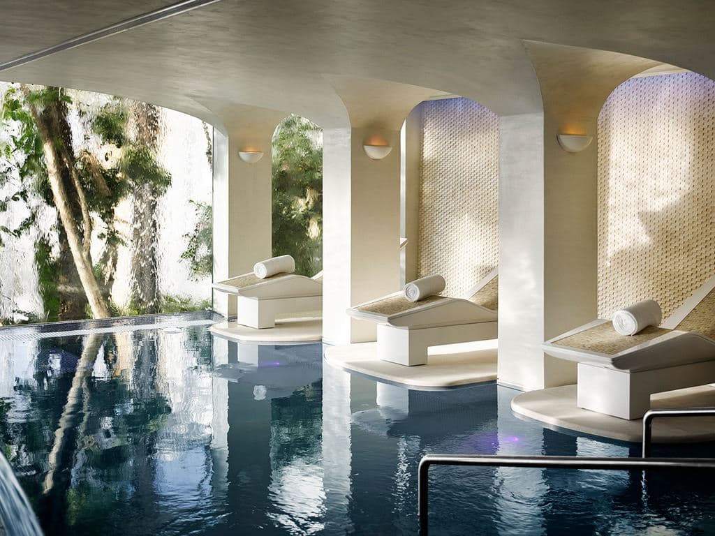 pools-indoor-pool