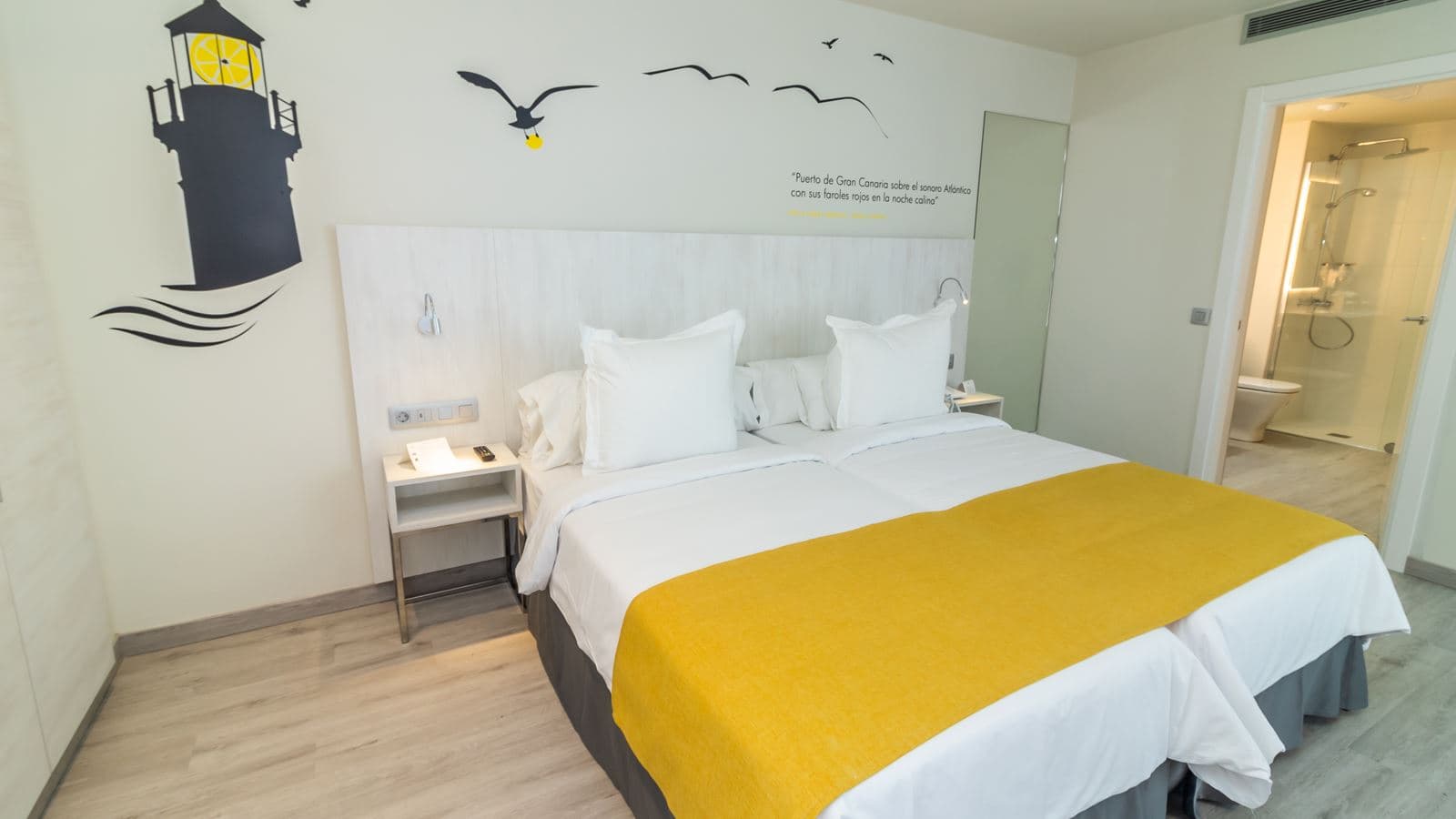 rooms-family-room