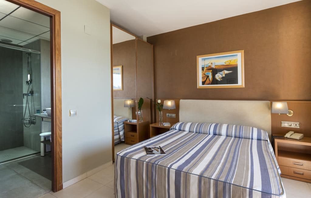 rooms-standard-room