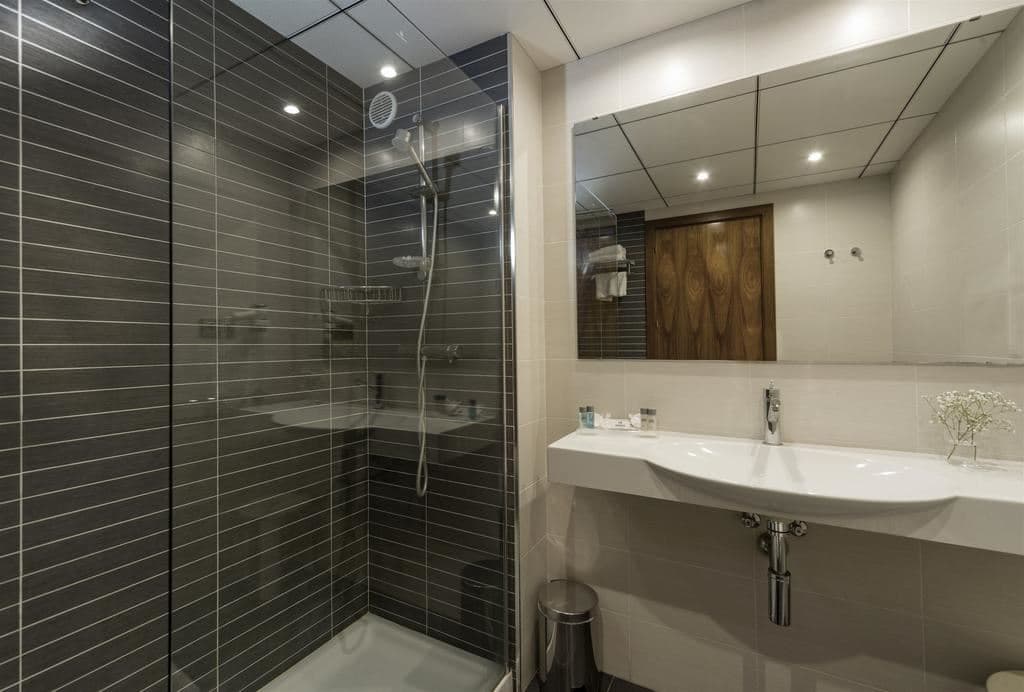 rooms-suite