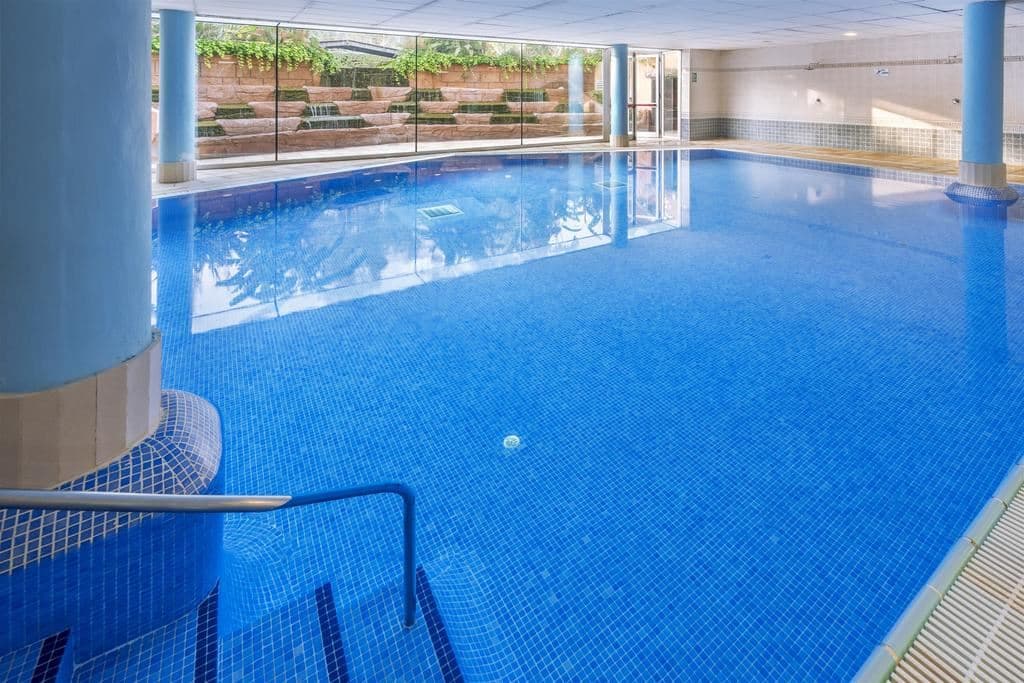 pools-indoor-pool