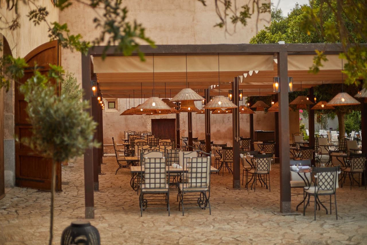restaurants-