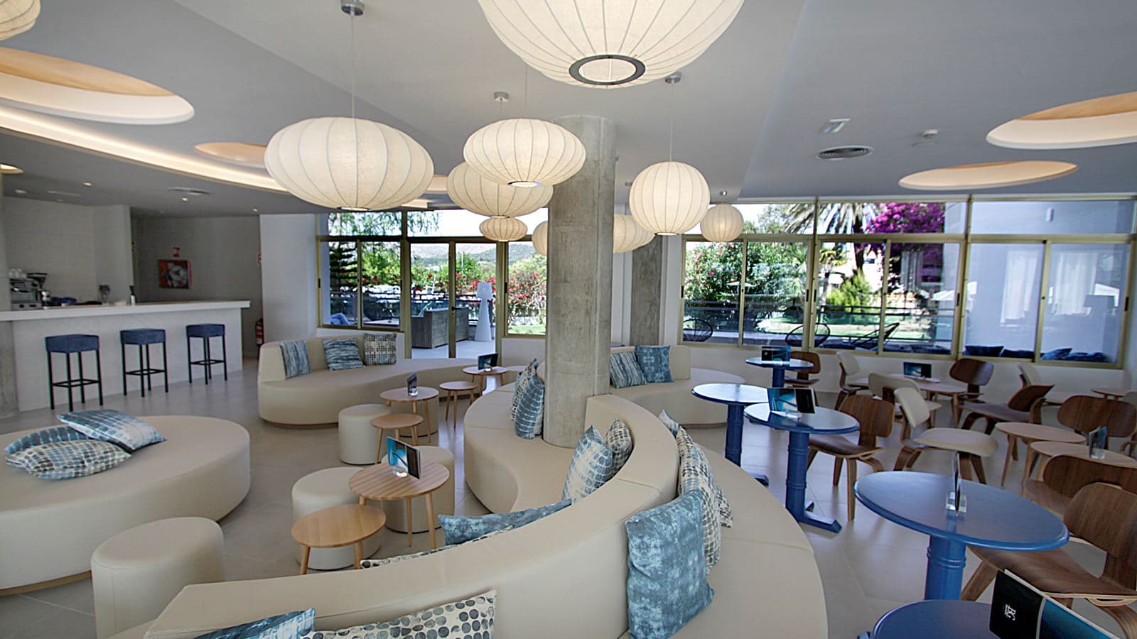 bars-pool-bar-olas