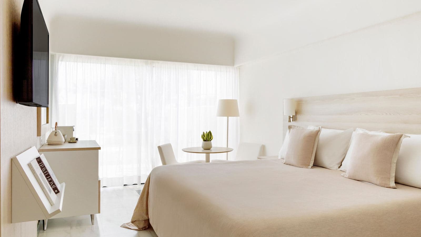 rooms-c2g--double-premium-resort-view