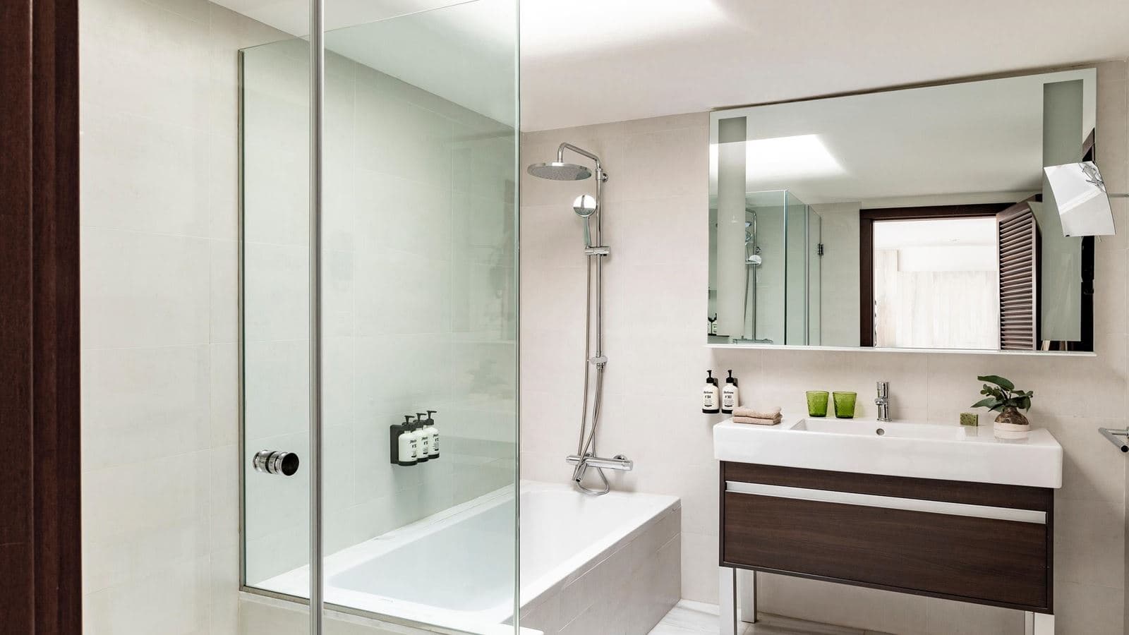 rooms-jed--junior-suite-the-reserve-ocean-front