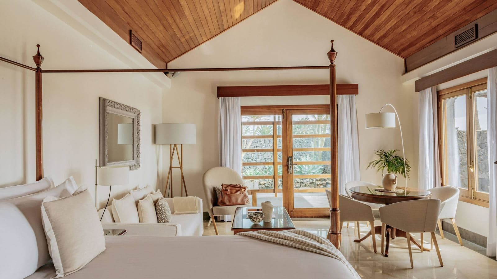 rooms-exe--villa-the-reserve