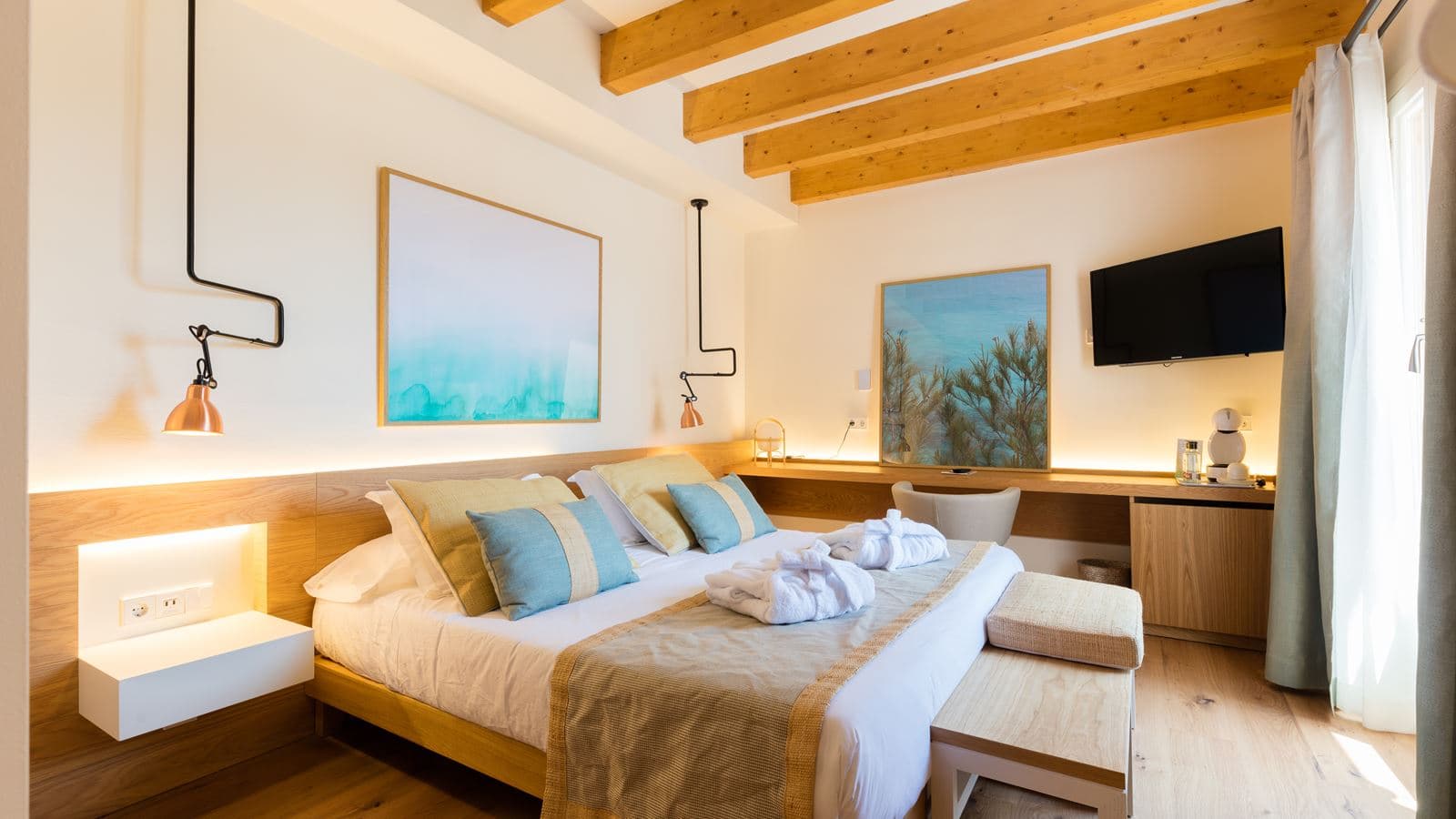 rooms-double-or-twin-deluxe