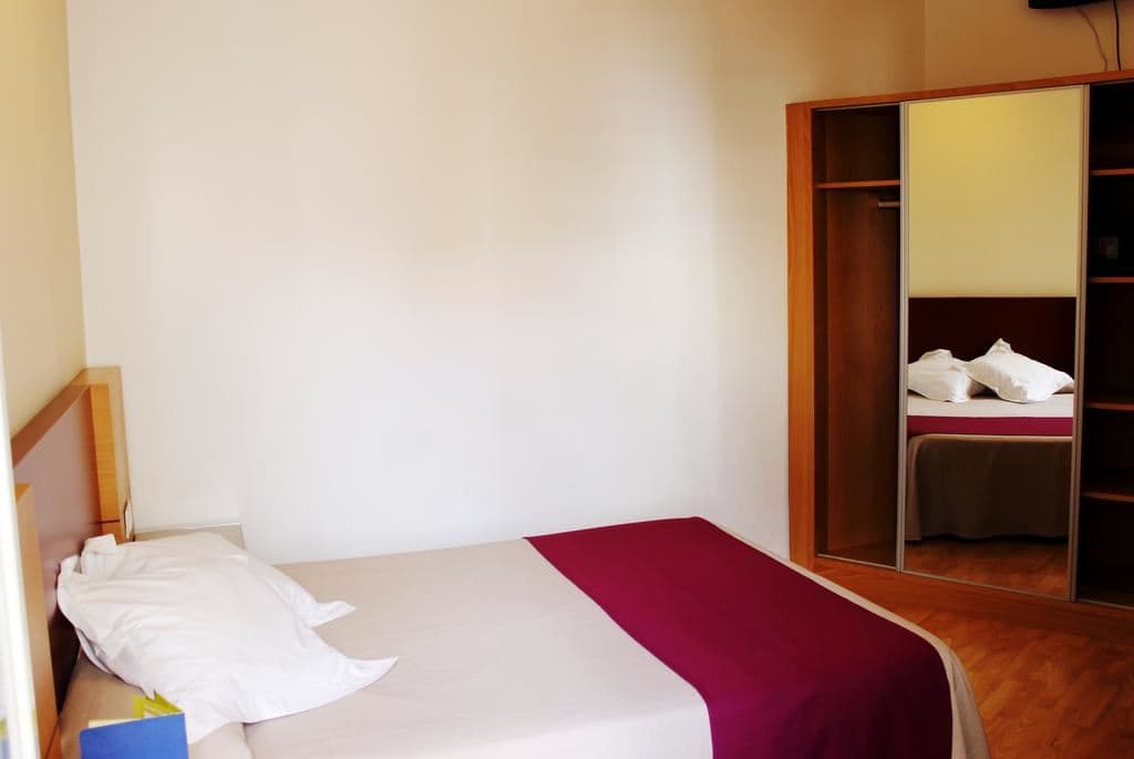 rooms-room-standard