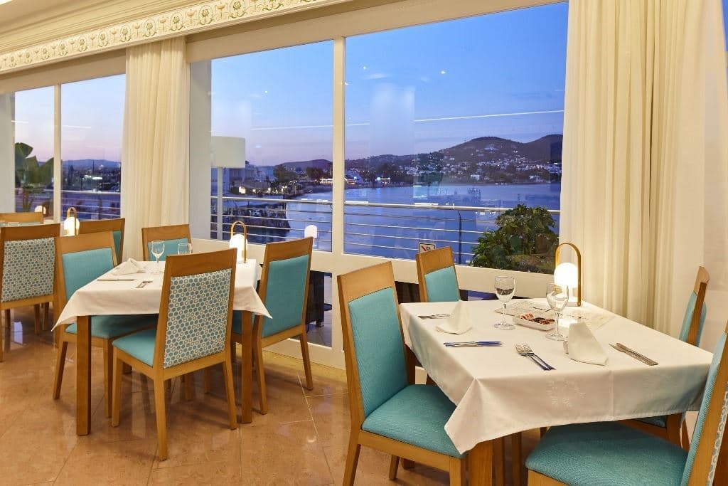 restaurants-restaurants