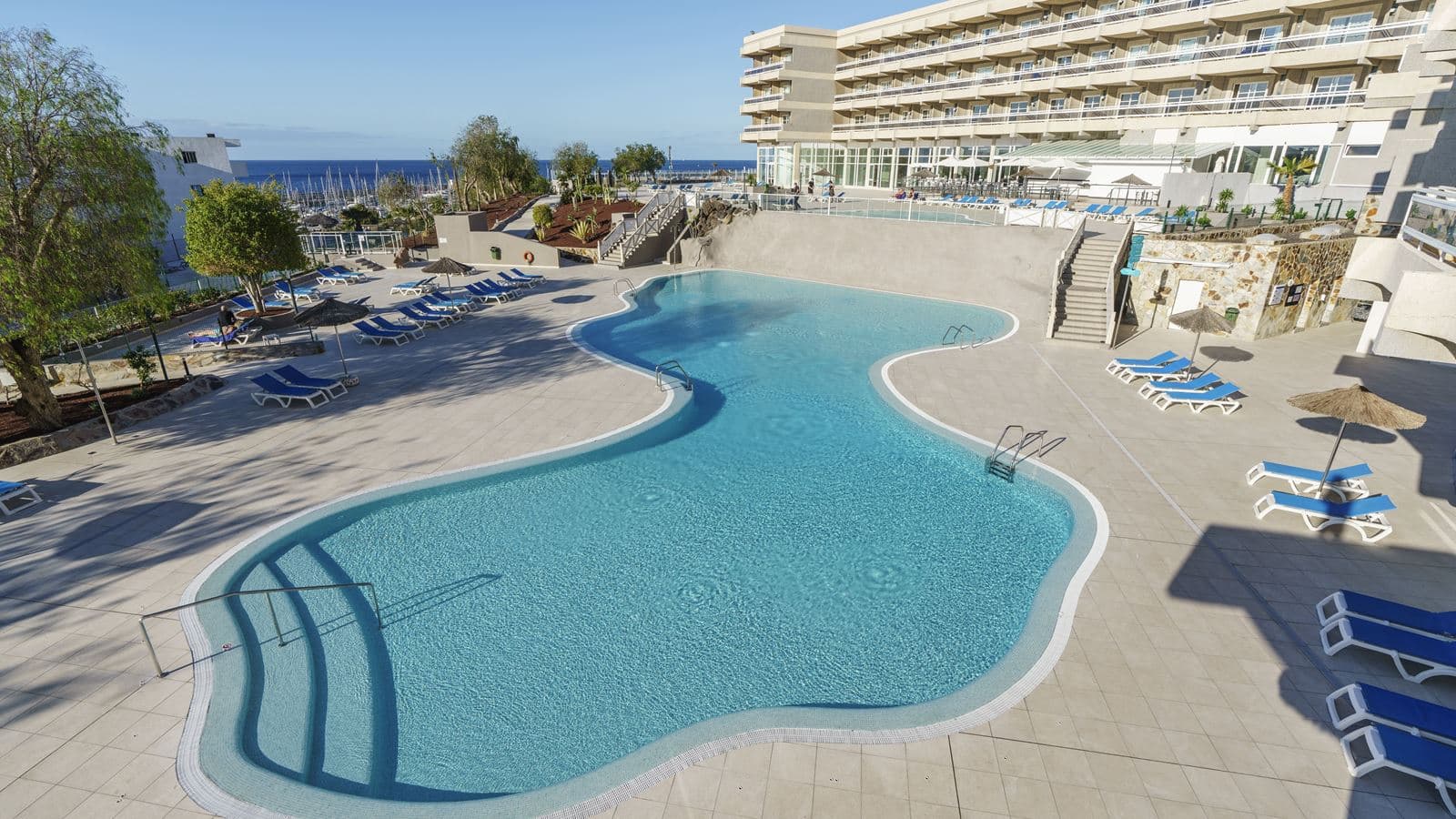 pools-outdoor-pool
