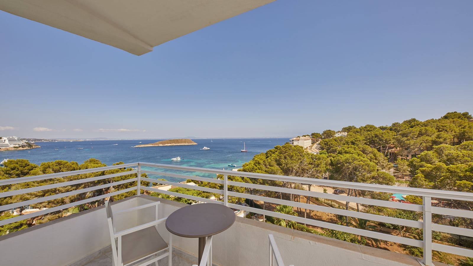 rooms-preferred-club-doble-premium-frontal-room-sea-view-balcony-or-terrace