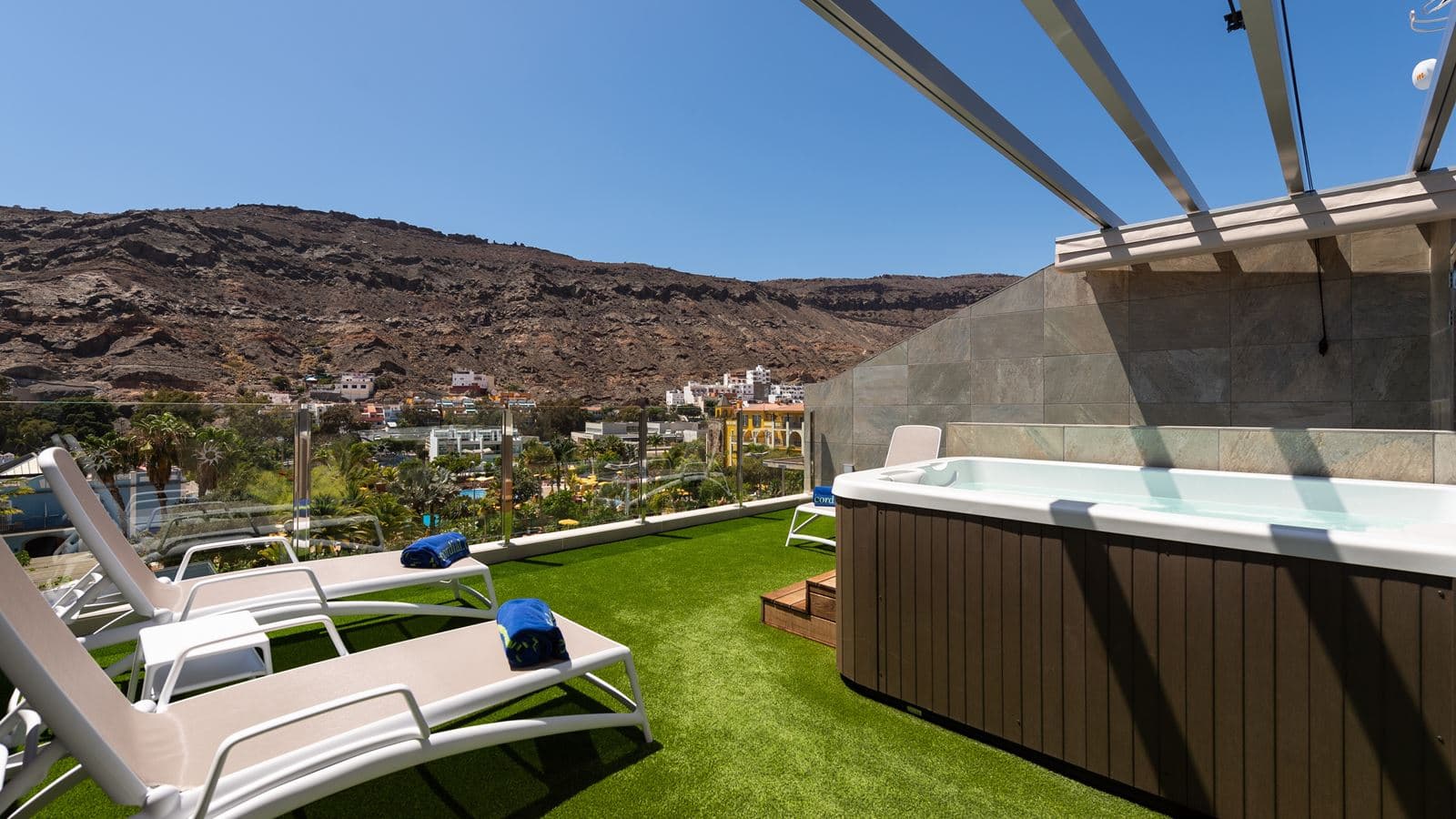 rooms-app1-holiday-home-one-bedroom-superior