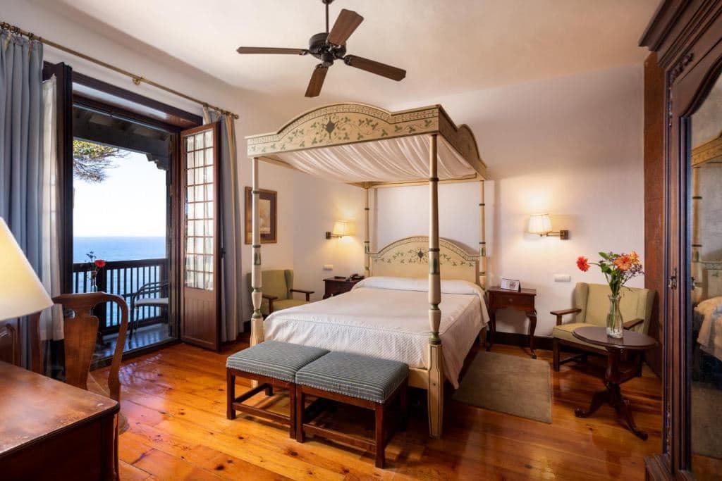 rooms-double-standard-room