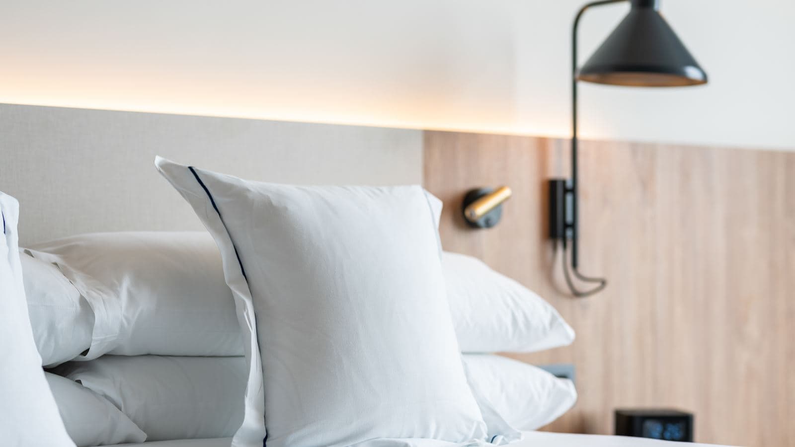 rooms-double-deluxe-superior-sea-view--dxsv
