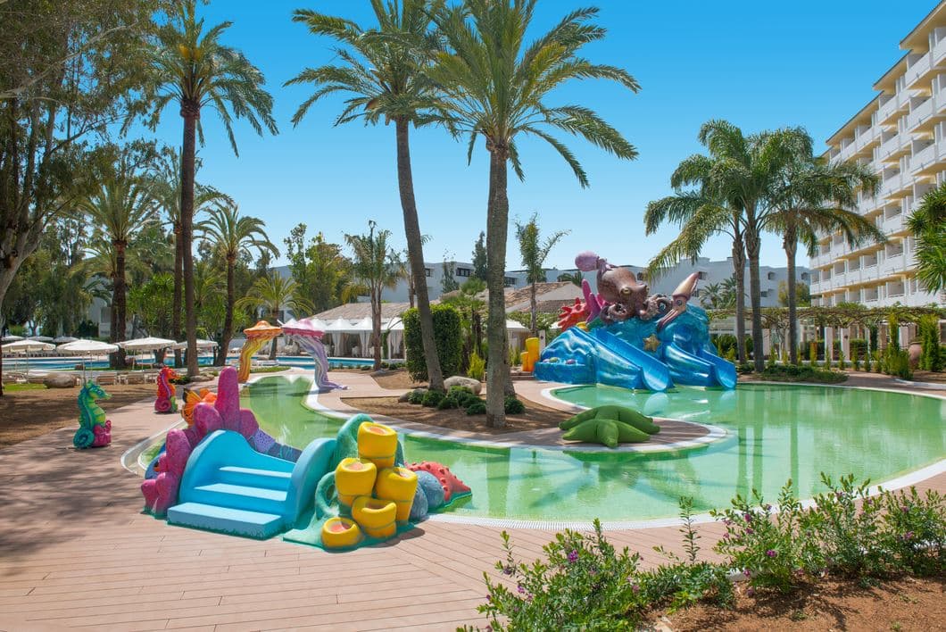 pools-outdoor-childrens-pool