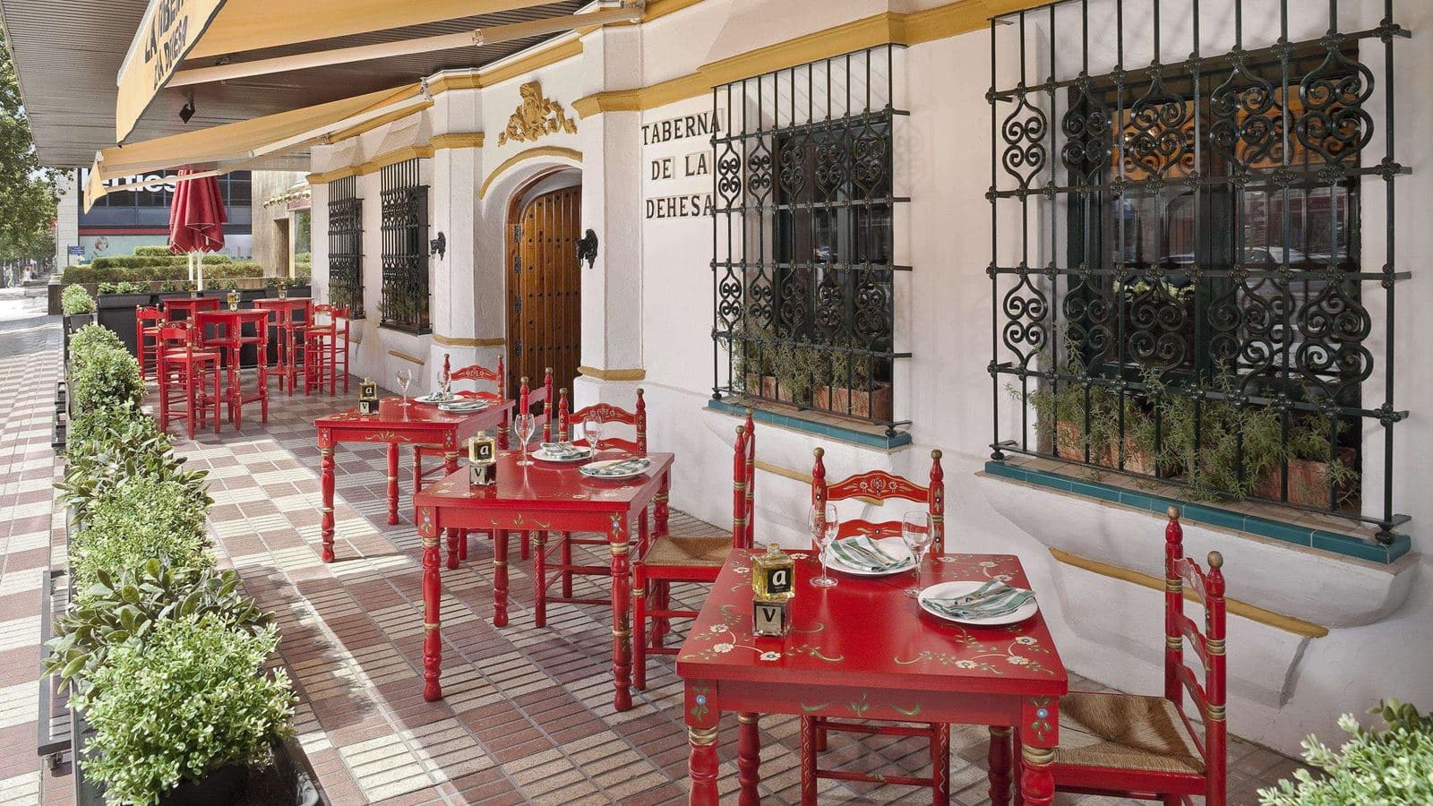 restaurants-restaurants