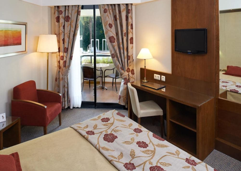 rooms-double-or-twin-standard