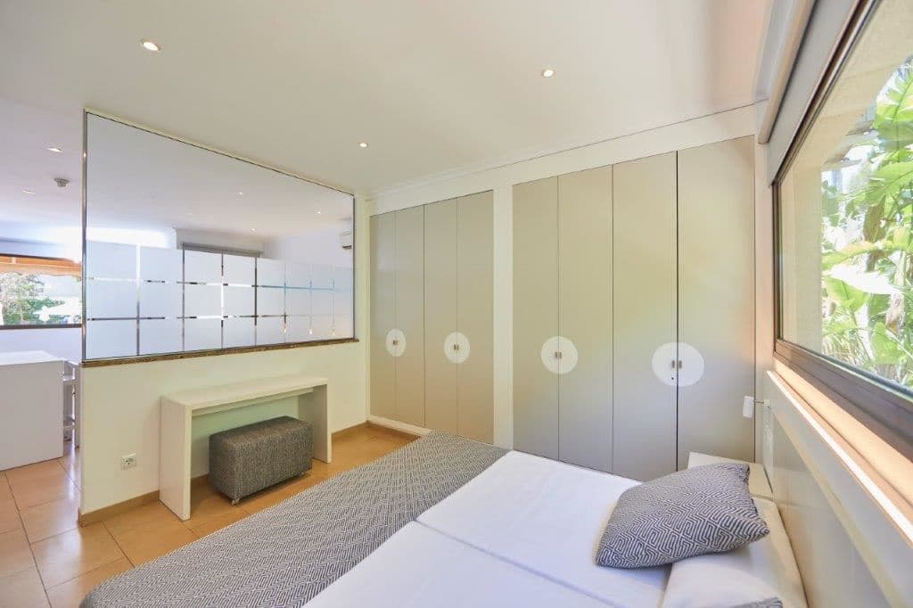 rooms-a1--apartment-standard-balcony-or-terrace