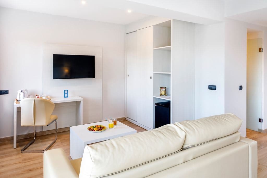 rooms-junior-suite