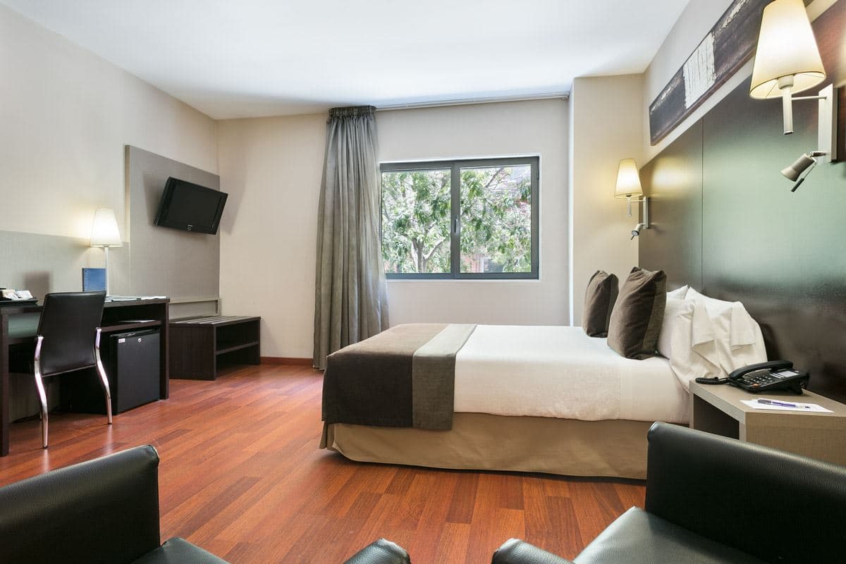 rooms-standard-room