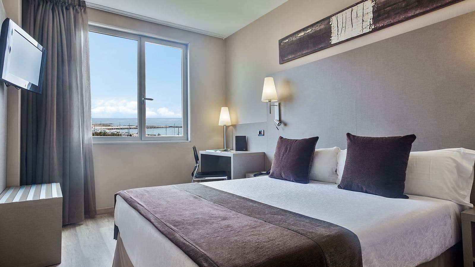 rooms-standard-room