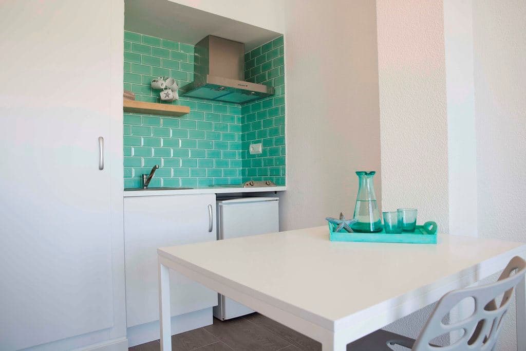 rooms-apartment-1-bedroom-sea-view