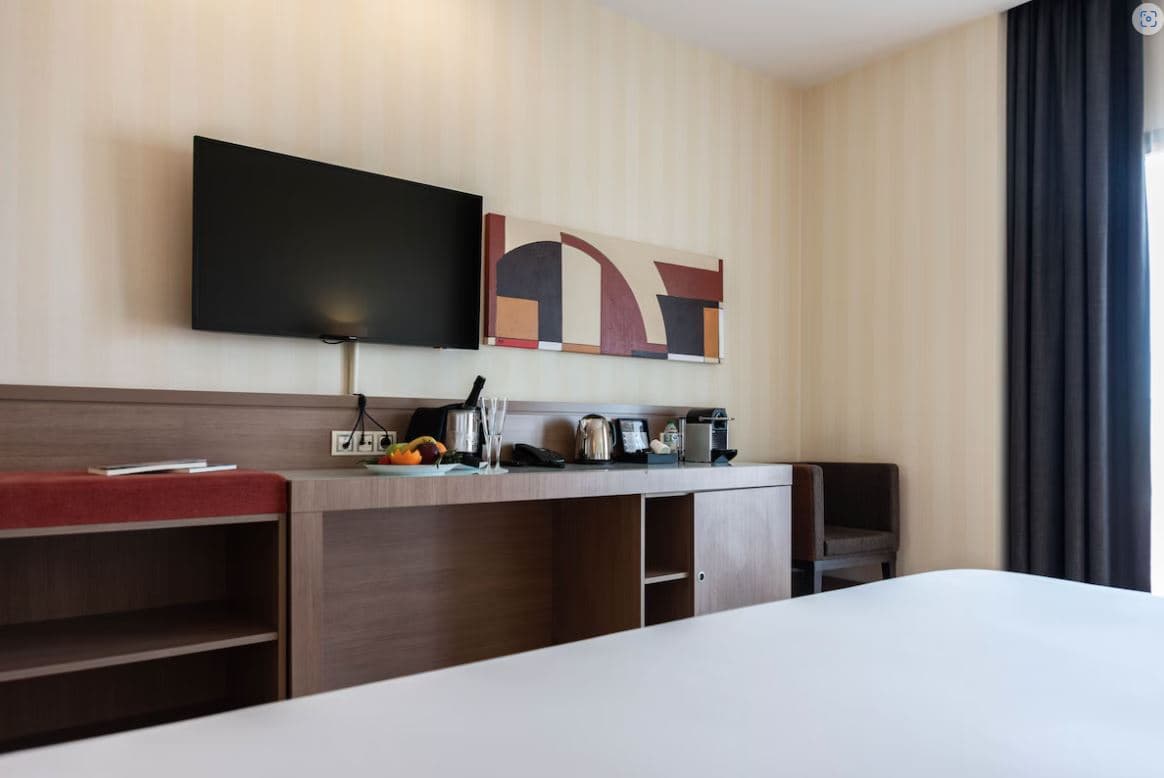 rooms-superior-room
