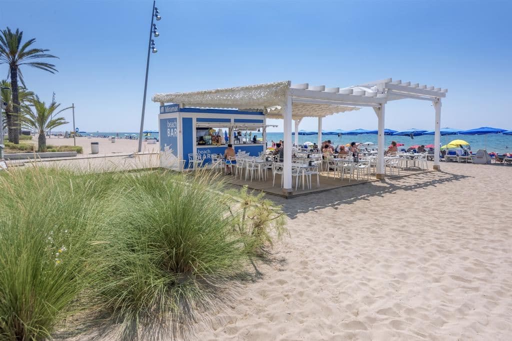 bars-beach-bar