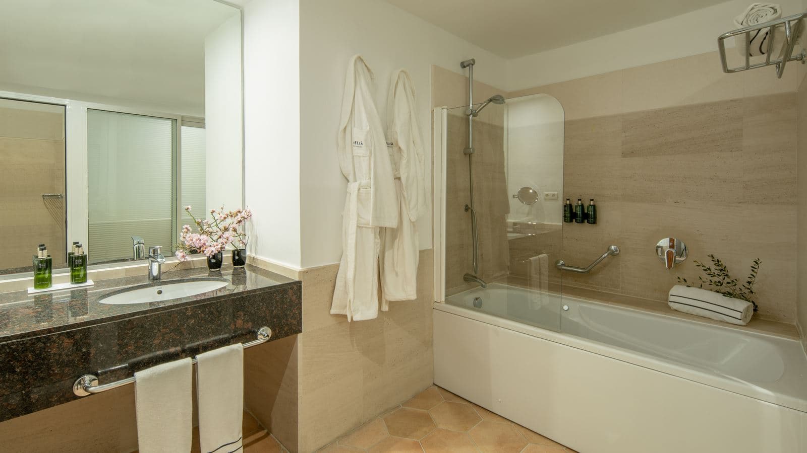 rooms-junior-suite